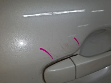 ДВЕРЬ НА TOYOTA COROLLA  AXIO NZE164