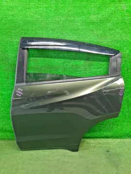 ДВЕРЬ НА HONDA VEZEL RU4