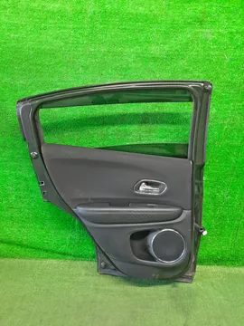 ДВЕРЬ НА HONDA VEZEL RU4