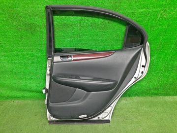 ДВЕРЬ НА TOYOTA WINDOM MCV30
