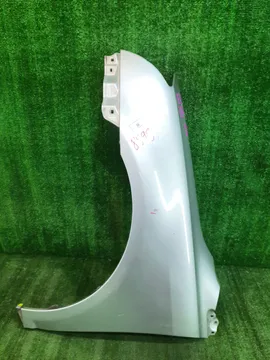 КРЫЛО НА TOYOTA AVENSIS AZT251