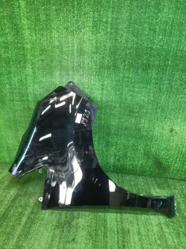 КРЫЛО НА NISSAN NV200 M20