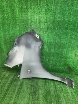 КРЫЛО НА NISSAN NV200 M20