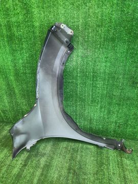 КРЫЛО НА HONDA VEZEL RU3