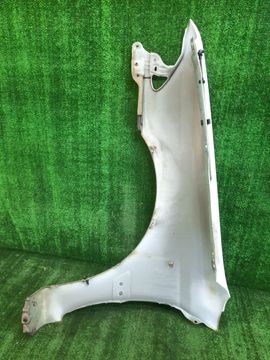 КРЫЛО НА TOYOTA CARINA AT212