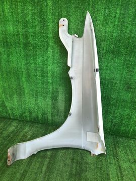 КРЫЛО НА NISSAN AVENIR W11