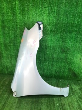 КРЫЛО НА TOYOTA COROLLA FIELDER ZZE122G