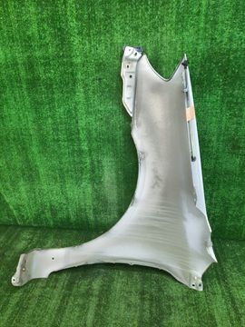 КРЫЛО НА TOYOTA COROLLA FIELDER ZZE122G