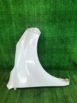 КРЫЛО НА TOYOTA RUSH J210E