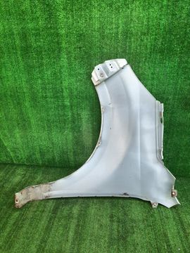 КРЫЛО НА TOYOTA RUSH J210E