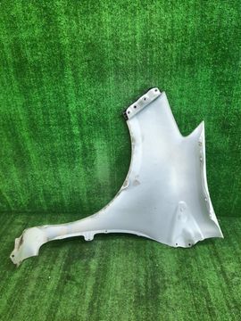 КРЫЛО НА TOYOTA VITZ KSP130