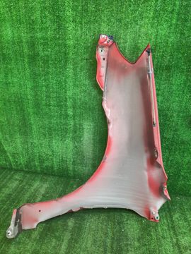 КРЫЛО НА TOYOTA COROLLA FIELDER ZZE122G