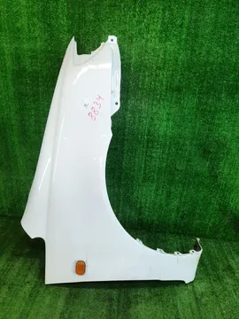 КРЫЛО НА TOYOTA COROLLA SPACIO AE111N