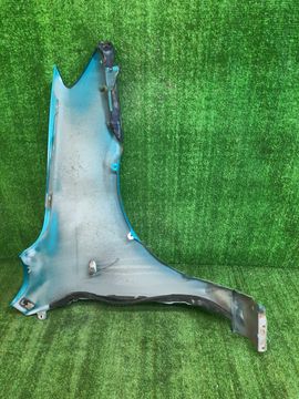 КРЫЛО НА MAZDA DEMIO DY3W