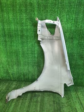 КРЫЛО НА NISSAN PRESAGE U30