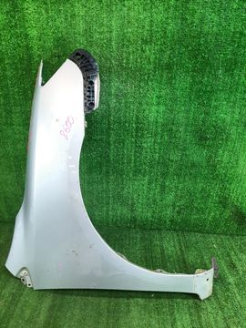 КРЫЛО НА TOYOTA COROLLA FIELDER ZRE142G