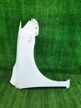 КРЫЛО НА TOYOTA COROLLA FIELDER ZRE142G