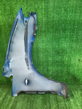 КРЫЛО НА MAZDA PREMACY CP8W