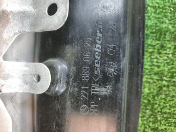 КРЫЛО НА MERCEDES-BENZ E320 W211