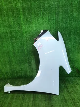 КРЫЛО НА NISSAN SERENA C26