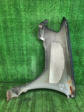 КРЫЛО НА NISSAN CUBE Z10