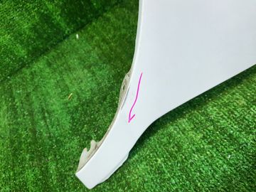 КРЫЛО НА TOYOTA NOAH SR50G