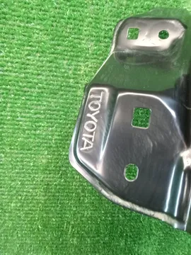 КРЫЛО НА TOYOTA IST NCP60