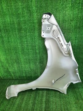 КРЫЛО НА TOYOTA PRIUS NHW20