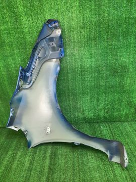 КРЫЛО НА TOYOTA PRIUS NHW20