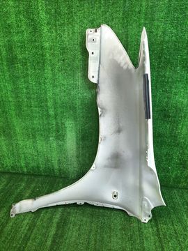 КРЫЛО НА TOYOTA HARRIER MCU30W