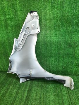 КРЫЛО НА TOYOTA PRIUS NHW20