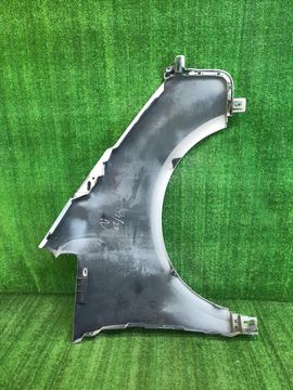 КРЫЛО НА MITSUBISHI DELICA D5 CV5W