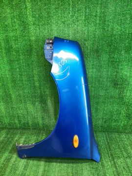 КРЫЛО НА NISSAN MARCH K11