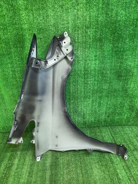 КРЫЛО НА TOYOTA PRIUS ZVW30