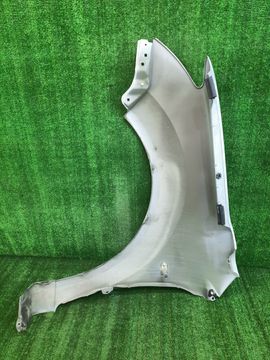 КРЫЛО НА TOYOTA WILL VS ZZE127