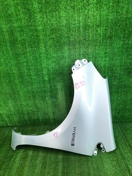 КРЫЛО НА TOYOTA AQUA NHP10