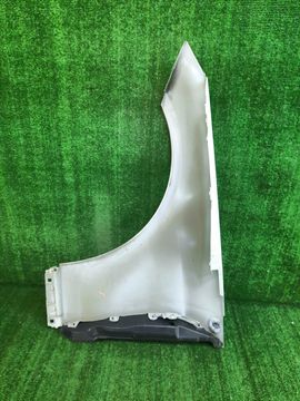 КРЫЛО НА MERCEDES-BENZ E250 W212