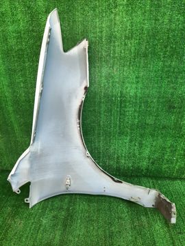 КРЫЛО НА MITSUBISHI CHARIOT GRANDIS N84W