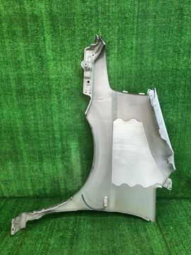 КРЫЛО НА NISSAN SERENA TC24