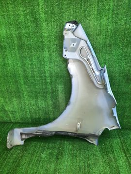 КРЫЛО НА TOYOTA PRIUS NHW20