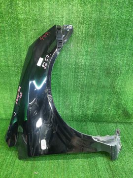 КРЫЛО НА HONDA STREAM RN1