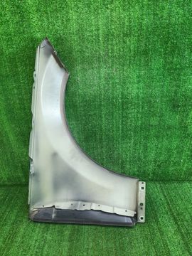 КРЫЛО НА MERCEDES-BENZ C200 W204