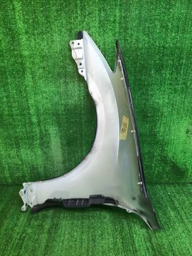 КРЫЛО НА TOYOTA CROWN GRS202