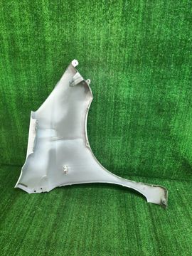 КРЫЛО НА NISSAN NOTE E11