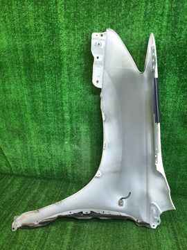 КРЫЛО НА TOYOTA HARRIER MCU30W