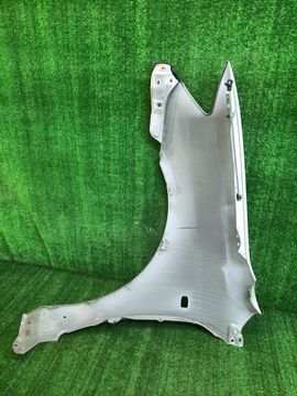 КРЫЛО НА TOYOTA COROLLA FIELDER ZZE122G