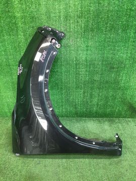 КРЫЛО НА TOYOTA RAIZE A202A