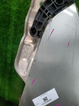 КРЫЛО НА TOYOTA COROLLA NZE121