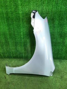 КРЫЛО НА TOYOTA COROLLA NZE121