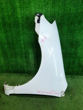 КРЫЛО НА TOYOTA COROLLA RUNX NZE121